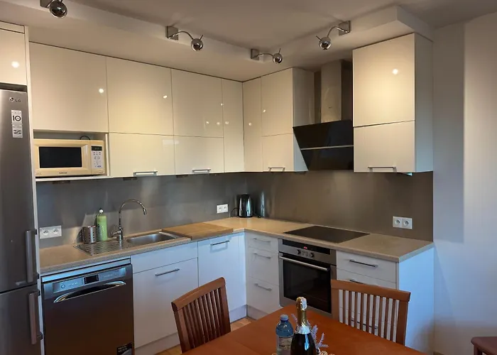 Διαμέρισμα 3 Pokojowy-75m2- Blisko Morza Z Parkingiem *